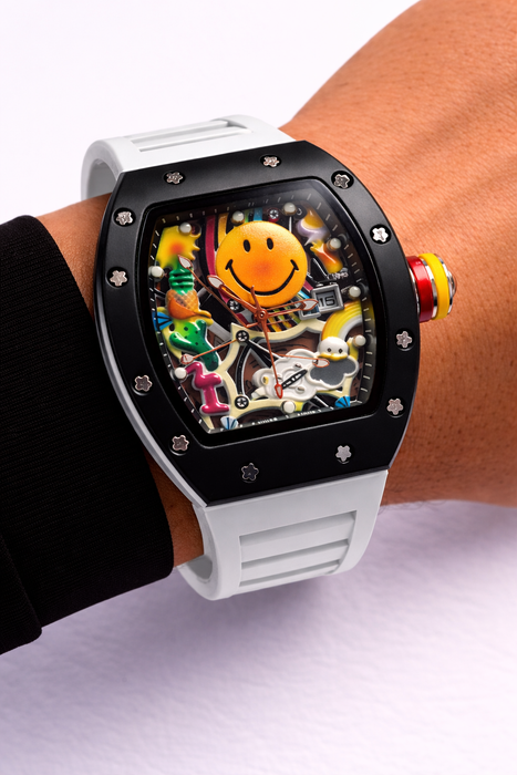 Smiley Face Barrel-Shaped Quartz Watch